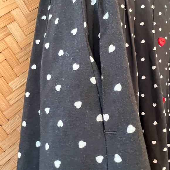 WOMEN’S HELL BUNNY A-LINE BLACK W/ POLKA DOTS SKIRT W/ POCKETS HEART BUTTONS EUC - Picture 12 of 16